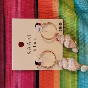 Hoop seashell earings